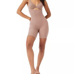 NWT Spanx Slim Cognito Shaping Mid Thigh High Waisted Shaping Short L in Nude